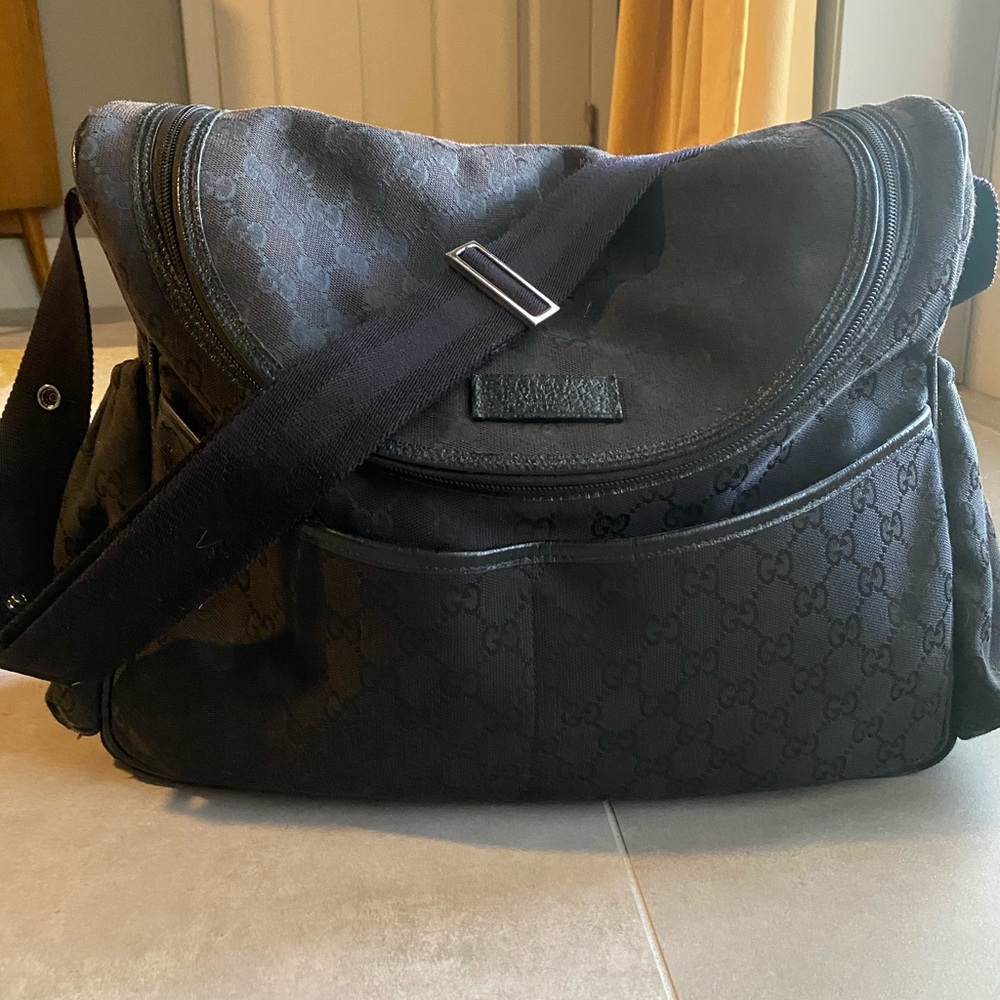 Gucci GG Black Diaper Bag - Picture 2 of 16